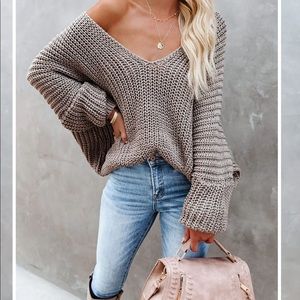 vici CARRY ON KNIT V-NECK SWEATER - COCOA
